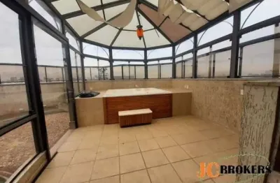 Cobertura duplex com 295 m², 2 suítes, amplo living, terraço gourmet com piscina, 4 vagas