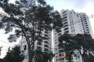 Apartamento com 130 m² de área útil, 3 dormitórios, 1 suíte, 1 vaga