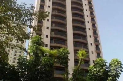 Apartamento com 149m² de área útil, amplo living, terraço, 3 suítes, 3 vagas.