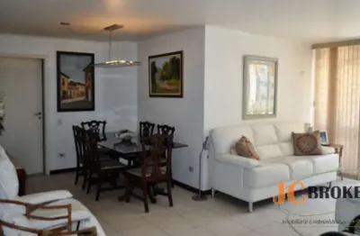 Apartamento com 127m² de área útil,3 dormitórios sendo 1 suíte, 1 vaga