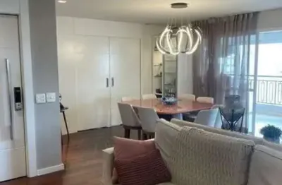 Apartamento com 214 m², 4 dormitórios sendo 3 suítes, 3 vagas