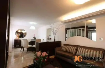 Apartamento com 220 m², 4 dormitórios, sendo 2 suítes, living para 2 ambientes, 4 vagas
