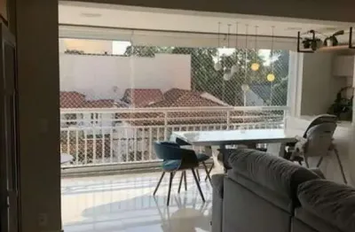 Apartamento com 110m² de área útil, 3 dormitórios sendo 1 suíte e 2 vagas.