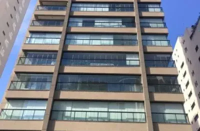 Apartamento com 184m² de área útil, 3 vagas de garagem, 3 dormitórios sendo 3 suítes.
