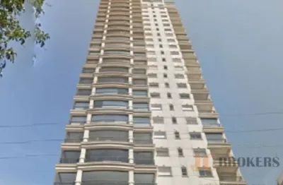 Apartamento com 220 m², 4 dormitórios (2 suítes), varanda gourmet, 5 vagas.