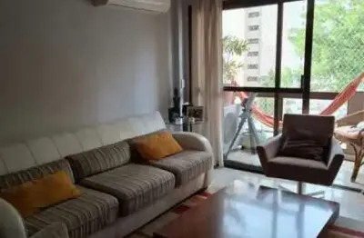 Apartamento com 101m² de área útil,  3 dormitórios sendo 1 suíte, 2 vagas