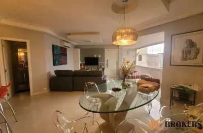 Apartamento com 112m² de área útil, 3 dormitórios sendo 1 suíte (suíte com banheira), 2 vagas