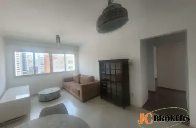 Apartamento com 72 m², 2 dormitórios, sala para 2 ambientes, 1 vaga