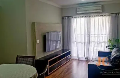 Apartamento mobiliado com 70m², 2 dormitórios, sendo 1 suíte, 2 vagas