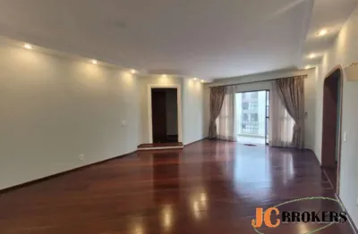 Apartamento com 157 m², 4 dormitórios, sendo 2 suítes, sala para 2 ambientes, 2 vagas