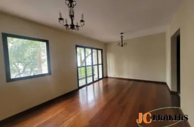 Apartamento com 125 m², 4 dormitórios, sendo 4 suítes, sala para 2 ambientes, 2 vagas