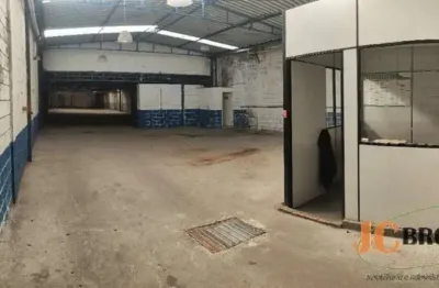 Imóvel Comercial com 722 m² de área construída e 1240 m² de terreno