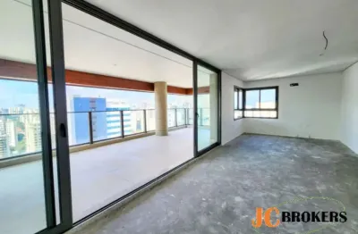 Apartamento com 232 m², 4 Dormitórios, sendo 3 suítes, Sala para 2 ambientes, 3 Vagas
