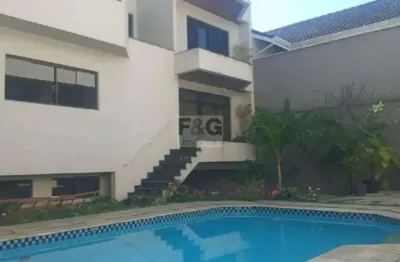 Casa com 9 quartos à venda na Rua Oswaldo Russi, --, Jardim Chácara Inglesa, São Bernardo do Campo por R$ 2.899.000