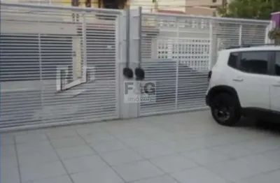 Casa com 3 quartos à venda na Rua Ruth Pinto de Camargo, --, Nova Petrópolis, São Bernardo do Campo, 251 m2 por R$ 1.000.000