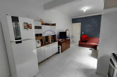 Casa para Venda em Santana de Parnaíba, Cidade São Pedro - Gleba B, 2 dormitórios, 1 banheiro, 2 vagas