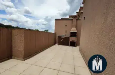 Cobertura duplex com 3 quartos, 1 suíte, área externa com churrasqueira