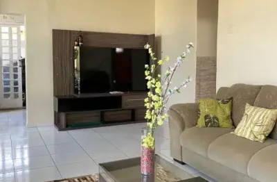 Casa com 6 quartos à venda no parque 10 de novembro, manaus  por r$ 550.000