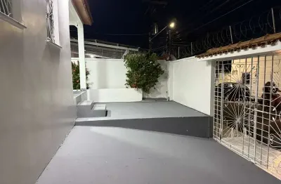 Casa com 3 quartos para alugar no flores, manaus  por r$ 2.600