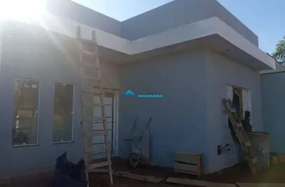 Casa térrea com 3 dorms sendo 1 suíte no condomínio phytus cabreuva /itupeva