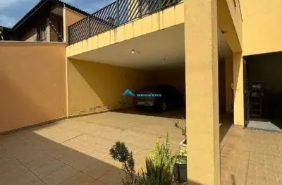 Casa a venda no bairro jardim paulista em jundiaí com 3 dormitórios + edícula.