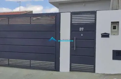 Vende-se casa de 2 dorms, 1 suíte, 5 vagas, no parque residencial, jundiai-sp