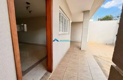 Casa a venda c/ 3 dorms sendo 1 suíte, total de 300 m², espaço gourmet, av fernando arens jundiaí