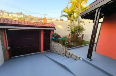 Casa à venda c/ 2 dorms, bairro cidade nova, quintal amplo e com churrasqueira, aceita permuta