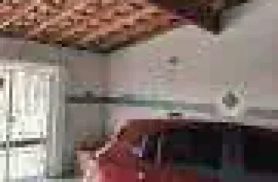 Vende-se Casa de 2 Dorms, 2 Vagas, no Parque Residencial Jundiai-SP