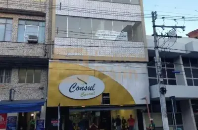 Apartamento com 2 quartos para alugar na Avenida do Cinqüentenário, 765, Centro, Itabuna