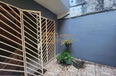 Casa com 3 quartos para alugar na Rua Ângela Maria, 58, Mangabinha, Itabuna