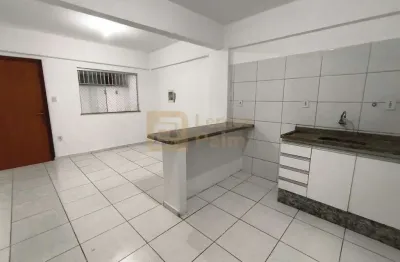 Apartamento com 2 quartos para alugar na Avenida Princesa Isabel, 10, São Caetano, Itabuna