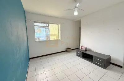 Apartamento com 2 quartos para alugar na Travessa Floresta, 011, São Caetano, Itabuna