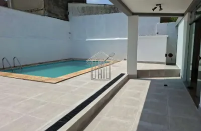 Sobrado para locação, 3 dorm(s), 1 suite(s), 7 vaga(s), 289 m². imóvel localizado próximo ao fórum, espaçoso, muita luz natural e com piscina. venha conferir e alugar!
