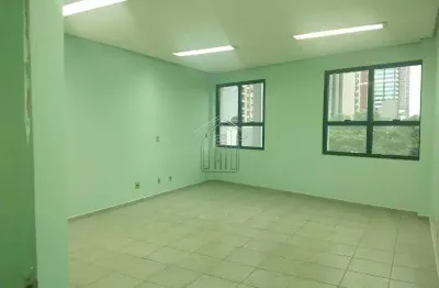 Sala comercial com 1 sala para alugar na Vila Bastos, Santo André 