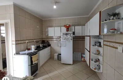 Casa térrea bairro jardim oriental, 2 dorm, 4vagas, terreno 7 x 20