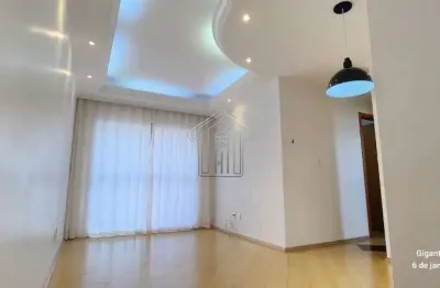 Apartamento bairro Vila Floresta, 2 dorm, 1 suíte, 1 vaga, 64 m