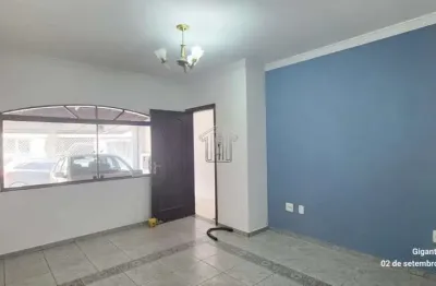 Sobrado 3 dorms. , na Vila Scarpelli,  sótão, porão,  2 vagas, construção 180 m, 125 m de terreno.