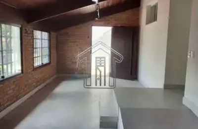 Térrea comercial com elevador novo - ESPETACULAR INVESTMENTO - ao lado do Trólebus e do Shopping ABC  - 8  consultórios, banheiros e lavatórios, recepção, e demais dependências