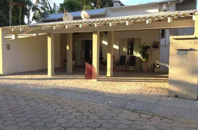 Venda: casa em condomínio fechado com 3 dormitórios no bairro dom bosco em itajaí.