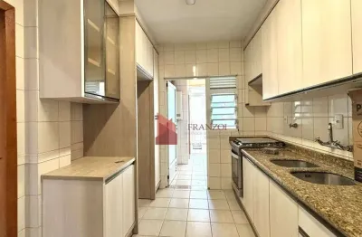 Locação: apartamento com 3 dormitórios sendo 1 suíte - centro - itajaí/sc