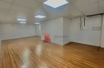 Sala comercial com 1 sala para alugar na Rua Brusque, 678, Centro, Itajaí