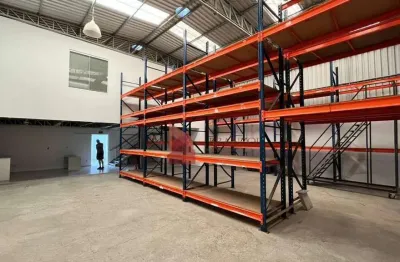 Barracão / Galpão / Depósito com 5 salas para alugar na Avenida Campos Novos, 836, São Vicente, Itajaí