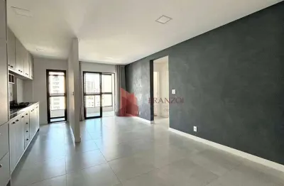 VENDA: Apartamento semimobiliado de 87m² e com 3 dormitórios na Vila Operária, Itajaí