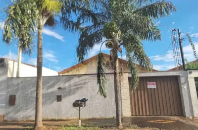 Casa com 3 quartos à venda na Vila Brasil, Pirassununga 