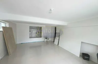 Ponto comercial para alugar no Taboão, Diadema 