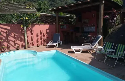 Casa à venda no bairro sertão do ubatumirim em ubatuba/sp