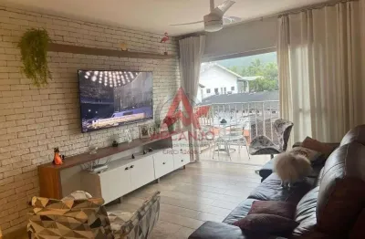 Apartamento padrão, 03 dormitórios, 02 suítes, 02 garagens , ótima localização