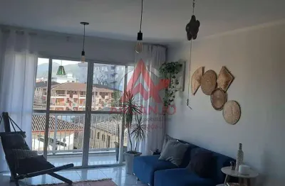 Apartamento padrão  02 quartos aconchegantes, garagem coberta,