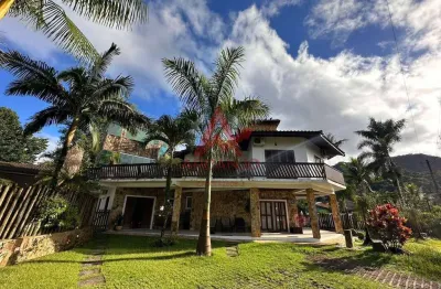 Ubatuba country clube - casa com 6 domitórios a venda  em condomínio fechado